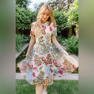 Ivy City Co Penelope Dress in Floral Embroidery